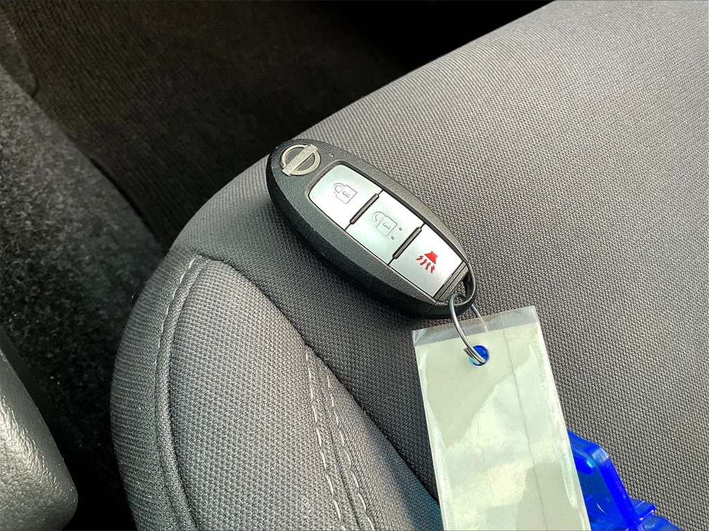 2023 Nissan Frontier SV - Photo 27