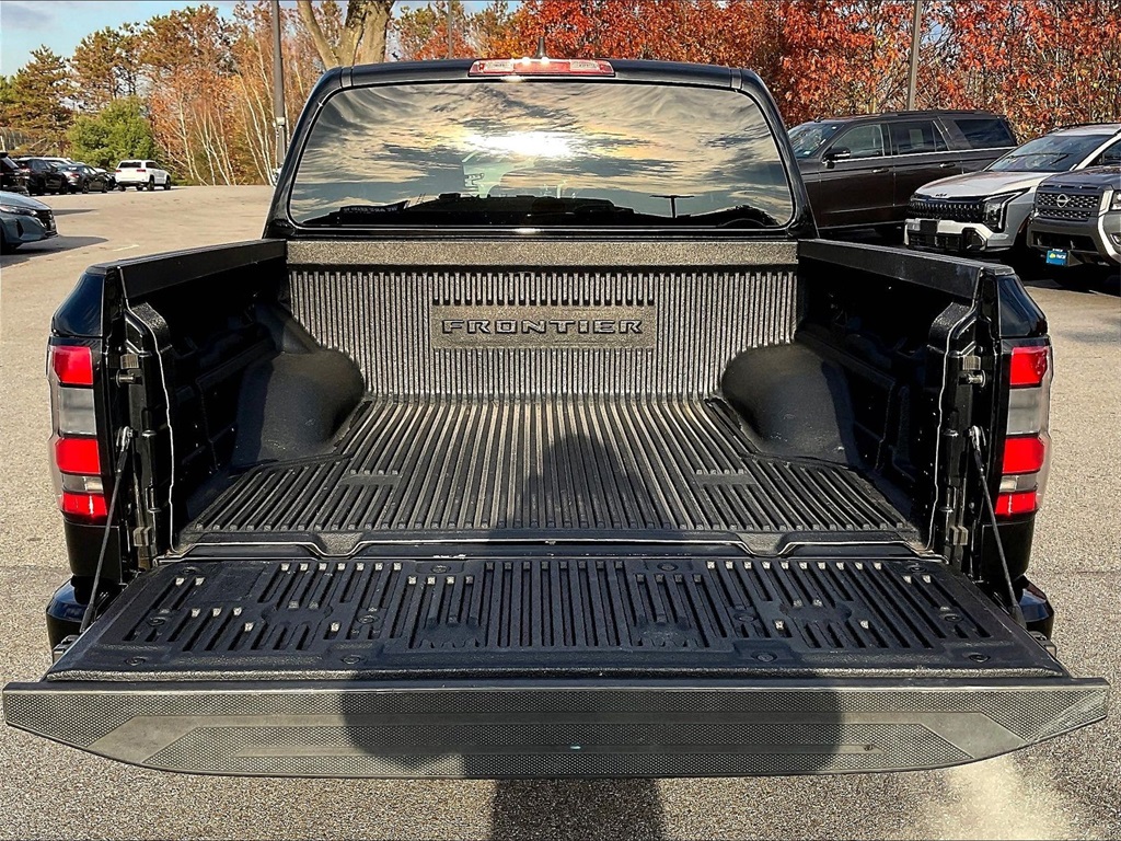 2023 Nissan Frontier SV - Photo 33
