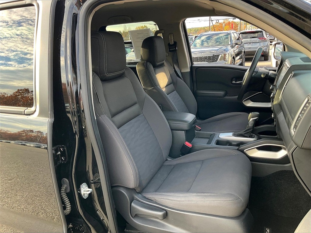 2023 Nissan Frontier SV - Photo 10