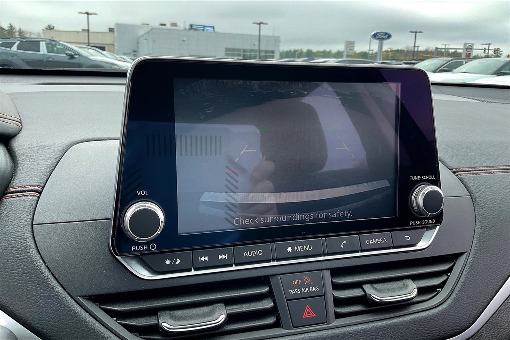 2022 Nissan Altima 2.5 SR - Photo 18