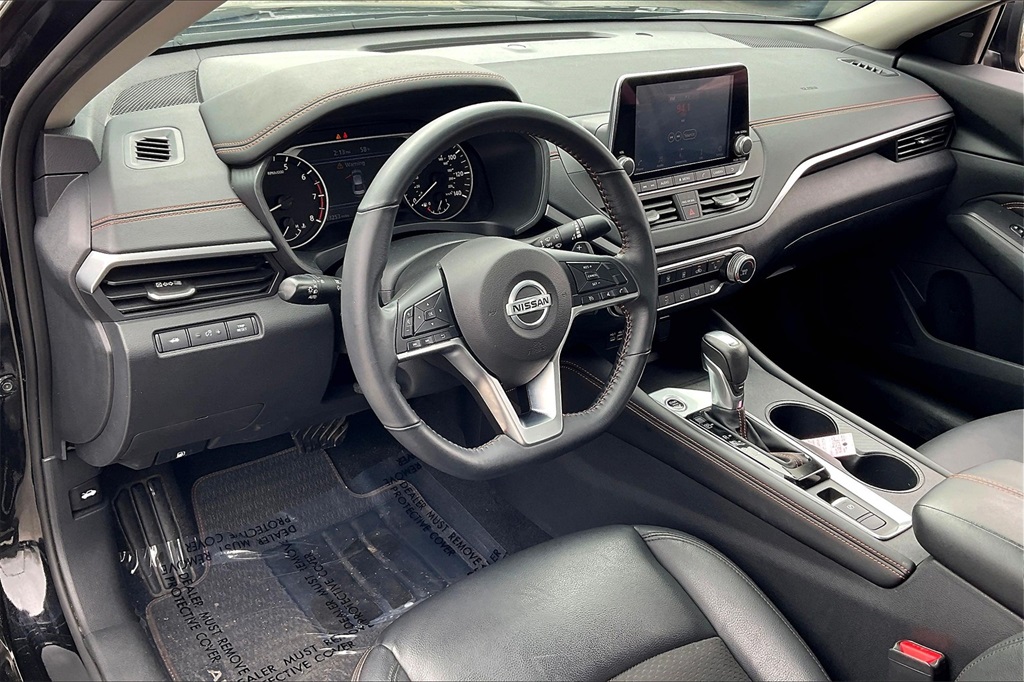2022 Nissan Altima 2.5 SR - Photo 8