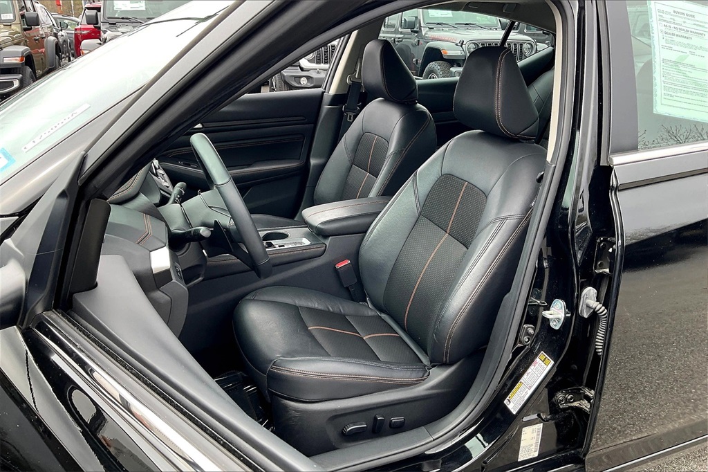 2022 Nissan Altima 2.5 SR - Photo 9