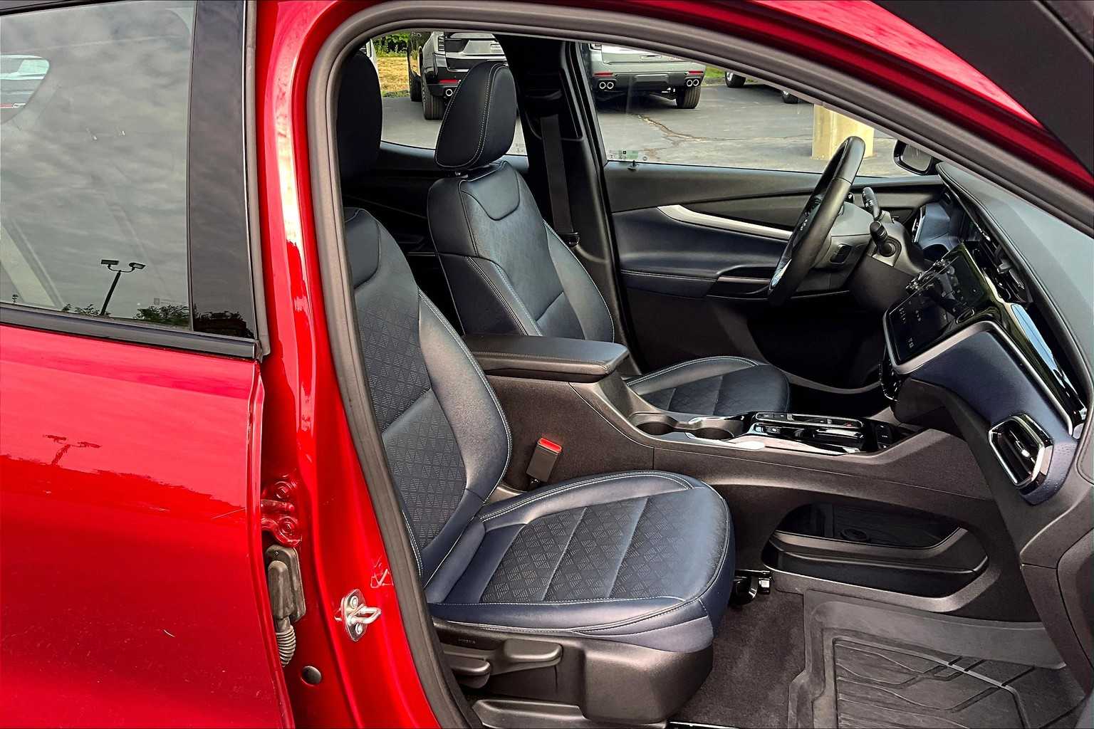 2023 Chevrolet Bolt EUV Premier - Photo 11
