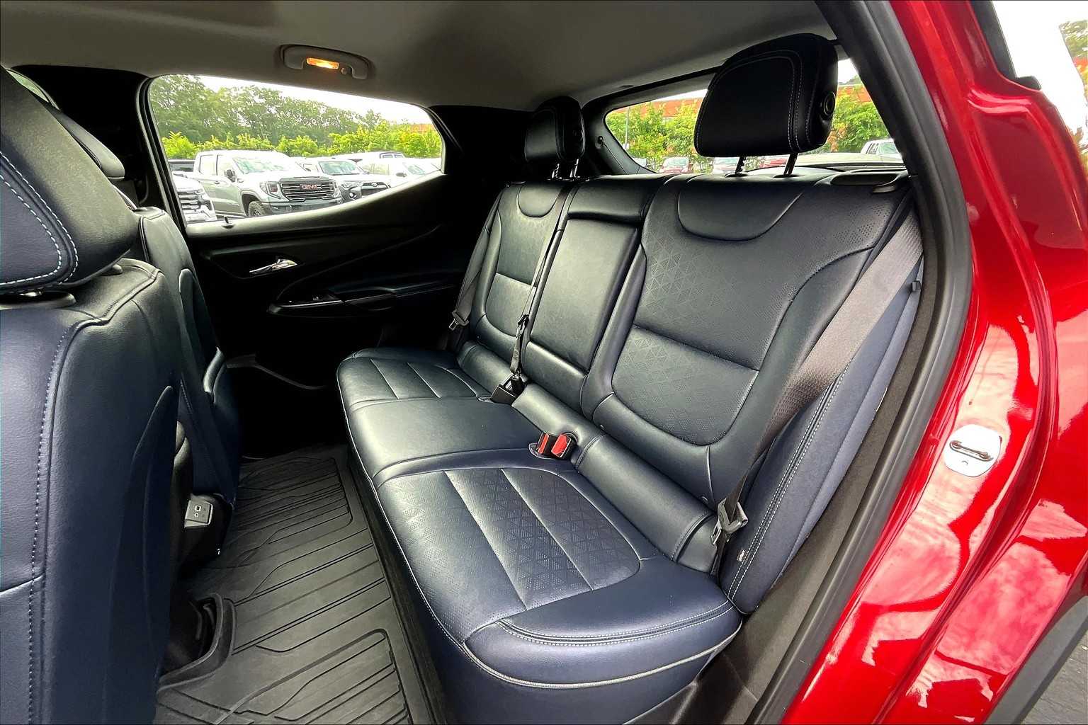 2023 Chevrolet Bolt EUV Premier - Photo 14