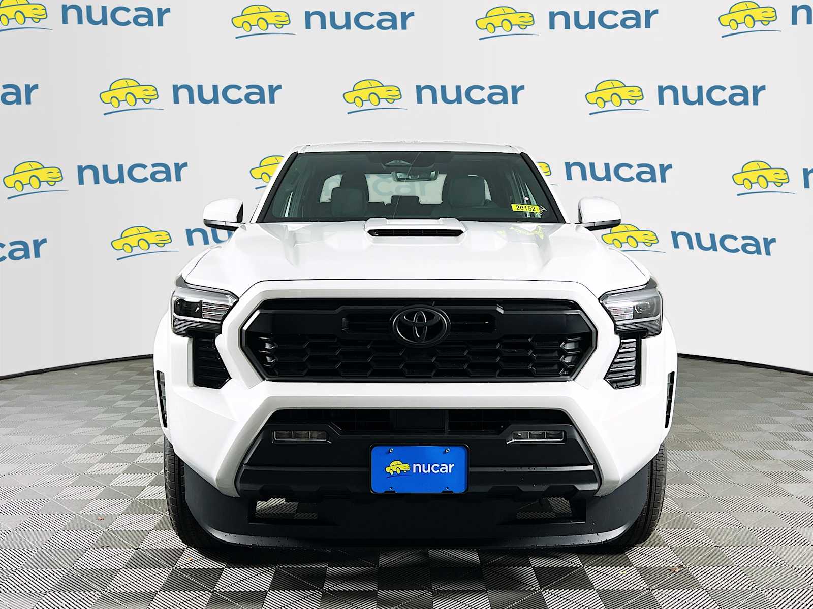 2025 Toyota Tacoma TRD Sport - Photo 2