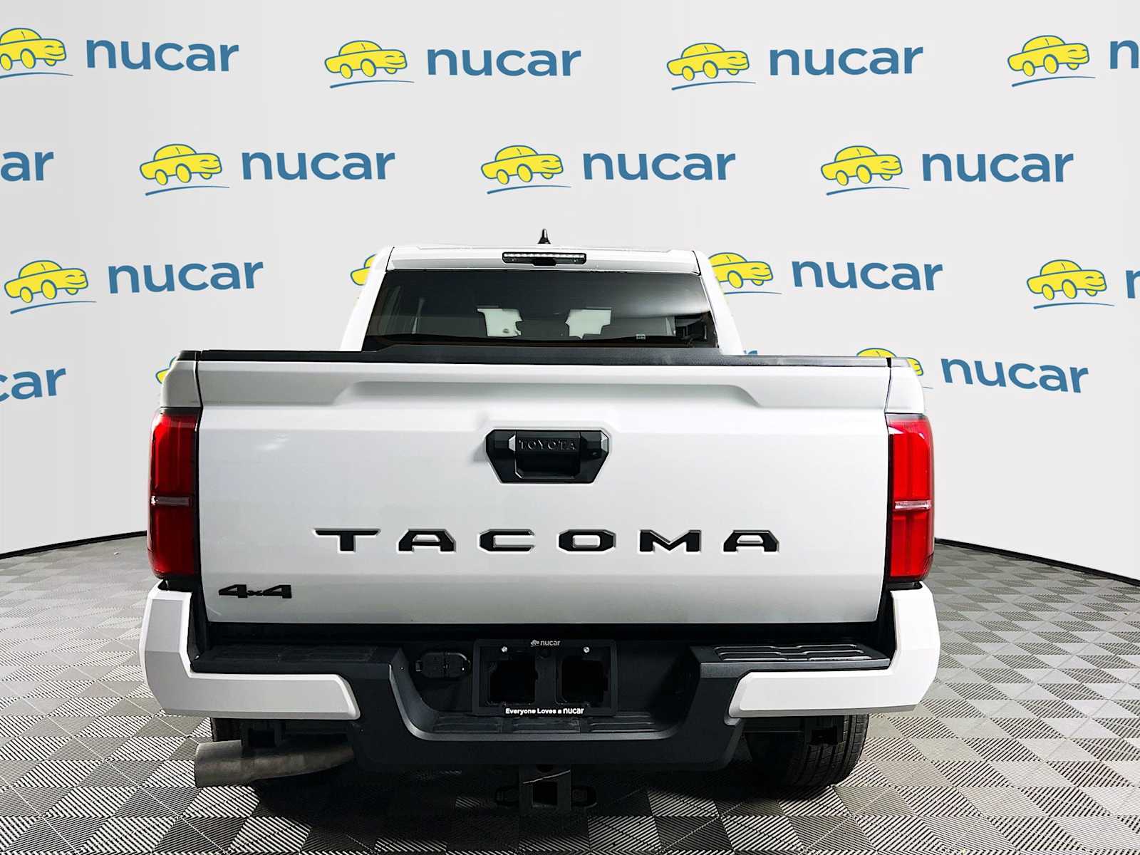 2025 Toyota Tacoma TRD Sport - Photo 5