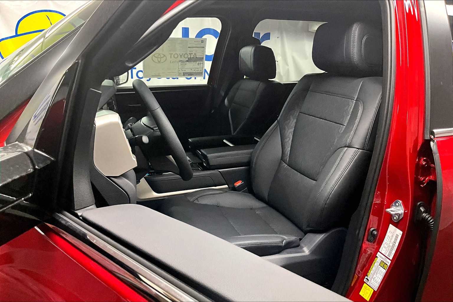 2025 Toyota Tundra Limited - Photo 11