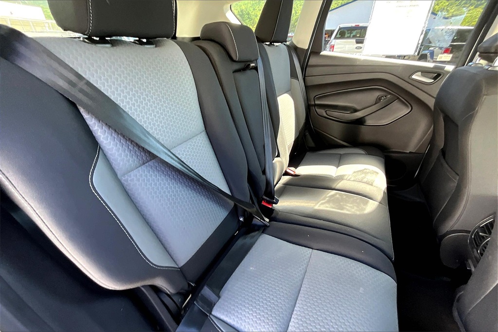 2019 Ford Escape SE - Photo 16