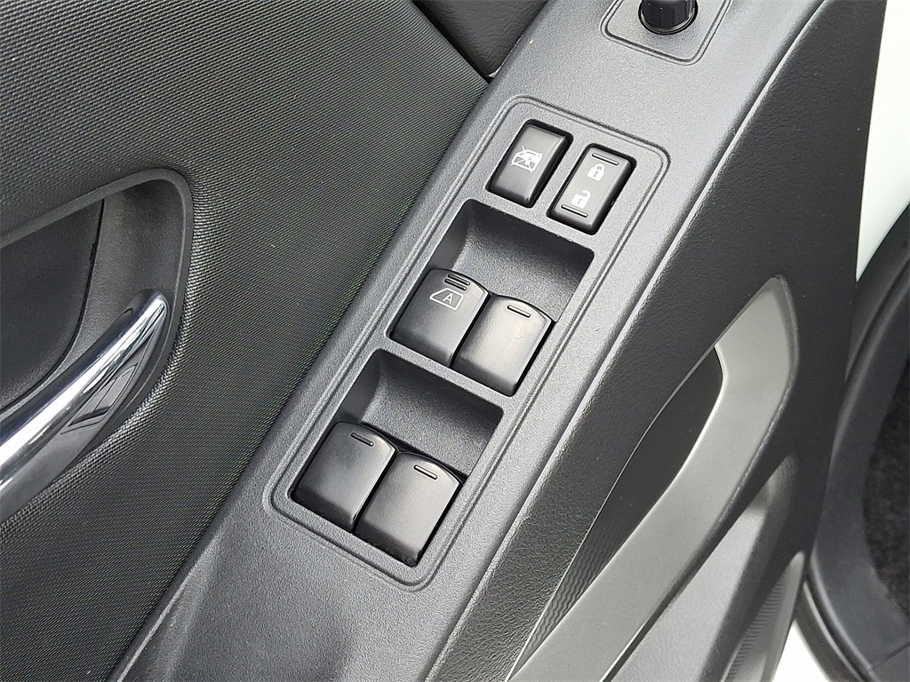 2022 Nissan Frontier SV - Photo 14