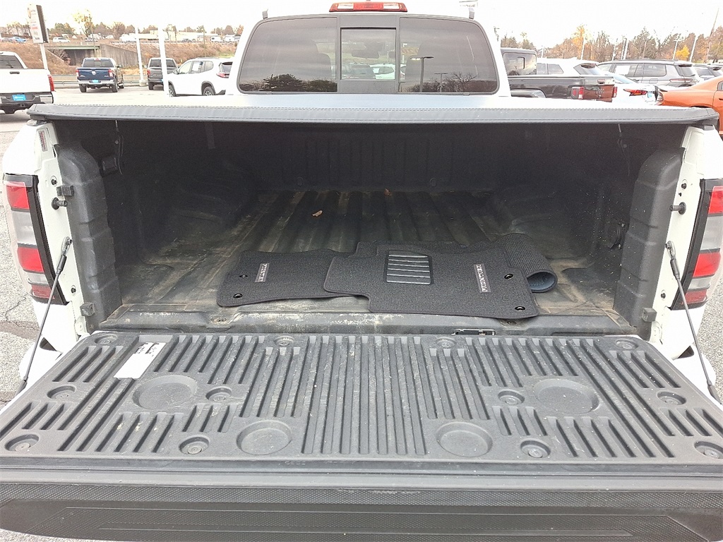 2022 Nissan Frontier SV - Photo 28