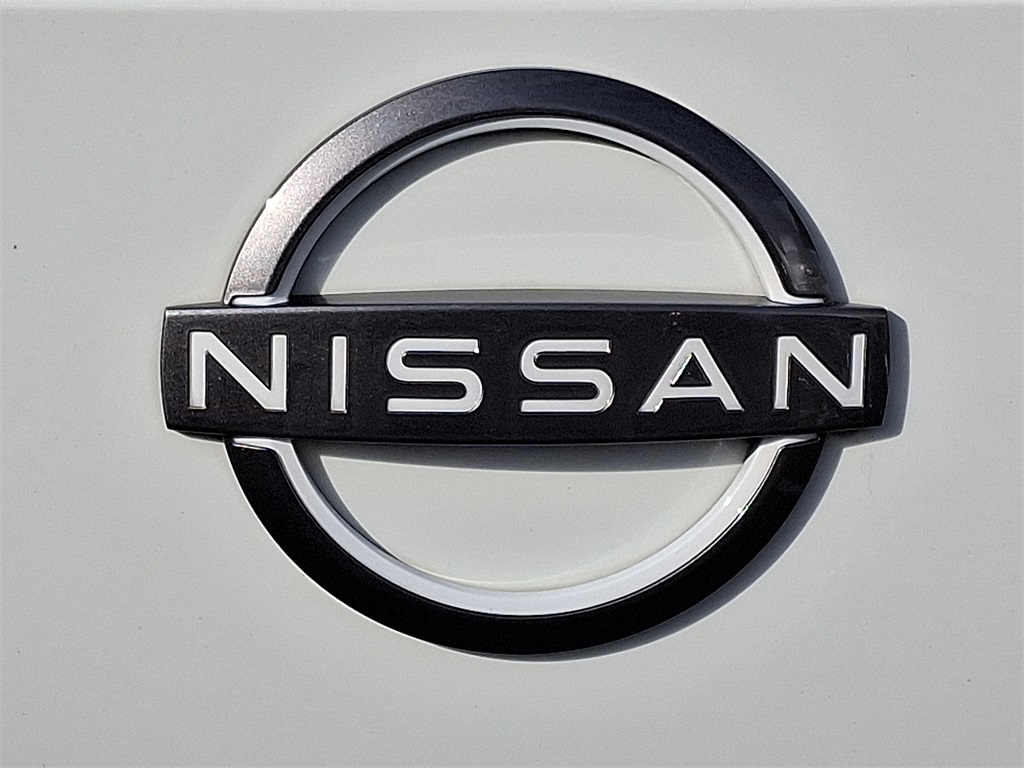 2022 Nissan Frontier SV - Photo 9