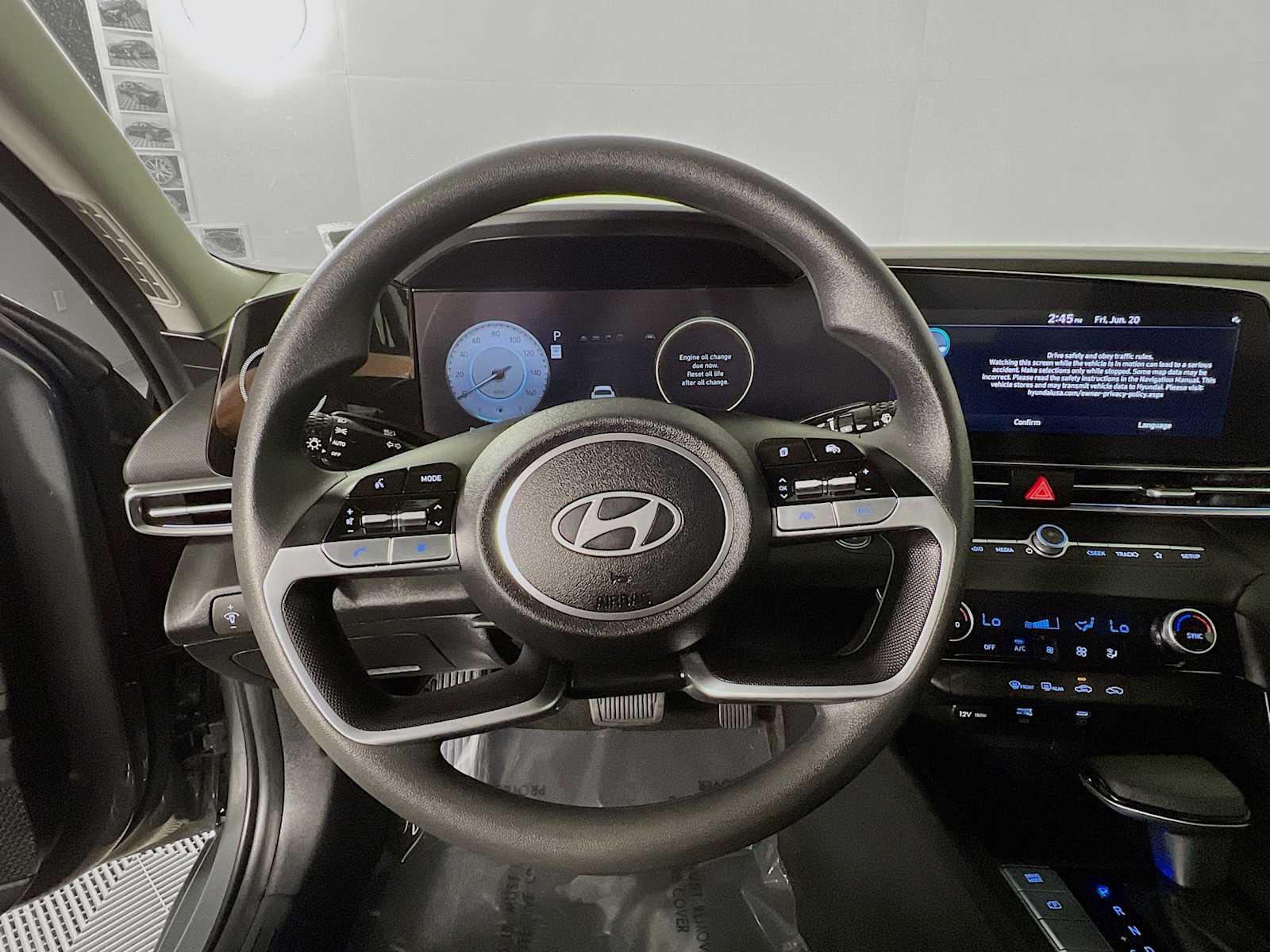2024 Hyundai Elantra SEL - Photo 11