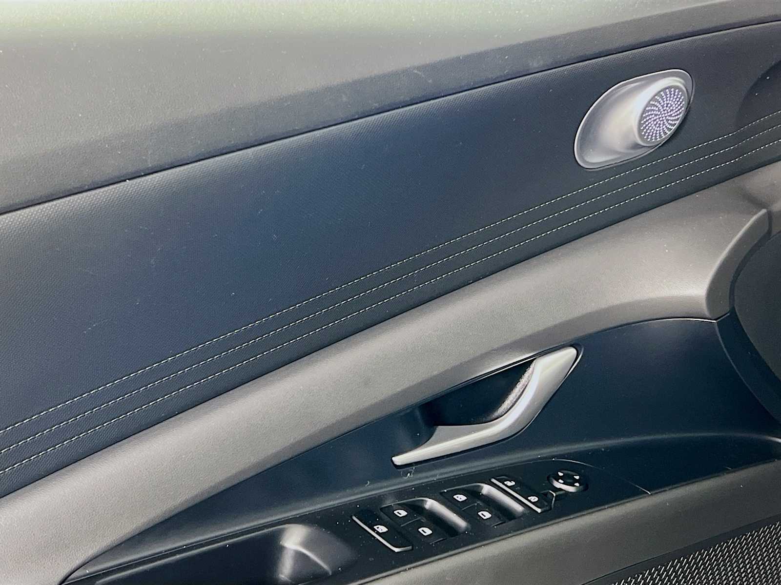 2024 Hyundai Elantra SEL - Photo 18