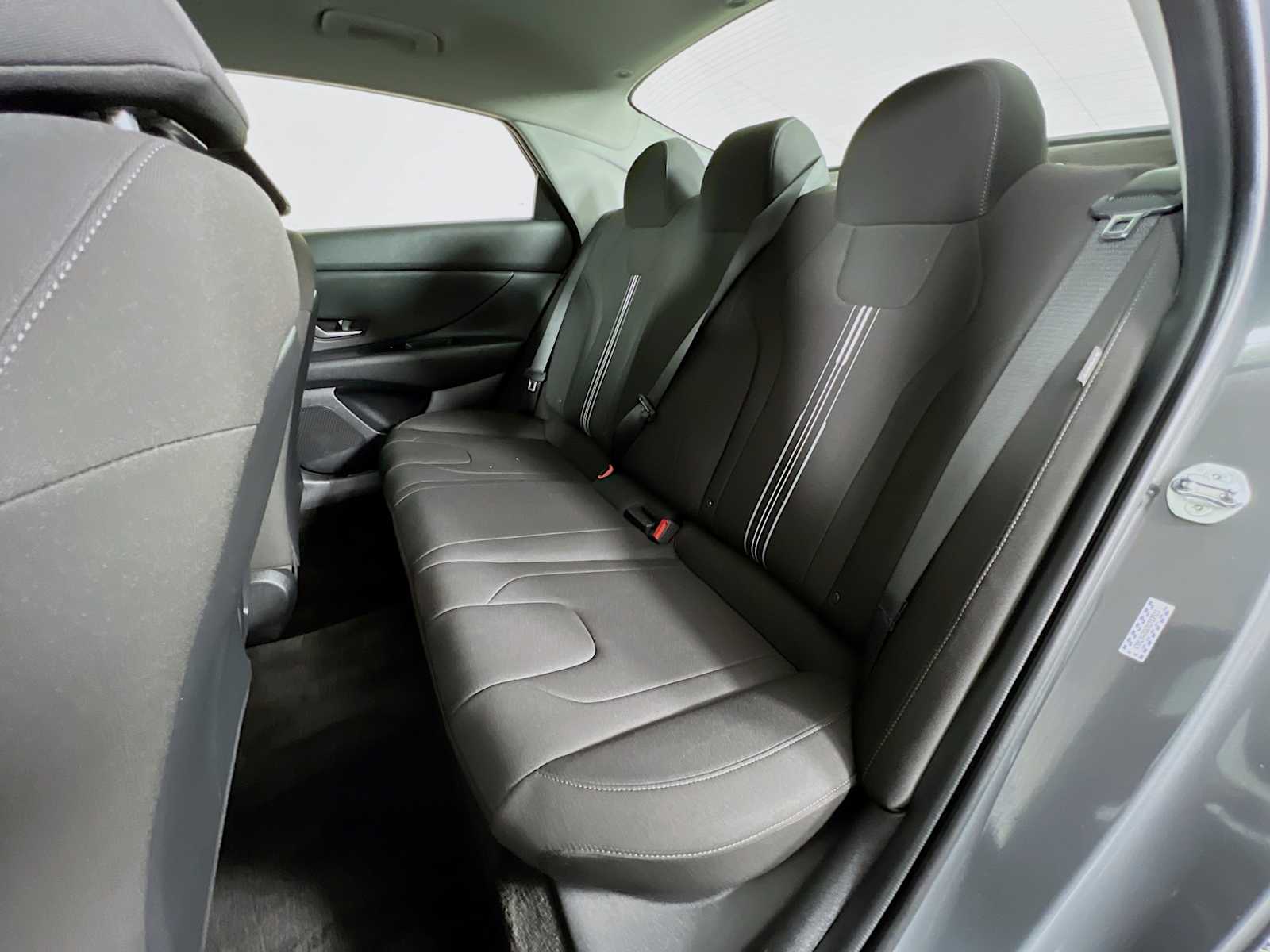 2024 Hyundai Elantra SEL - Photo 24