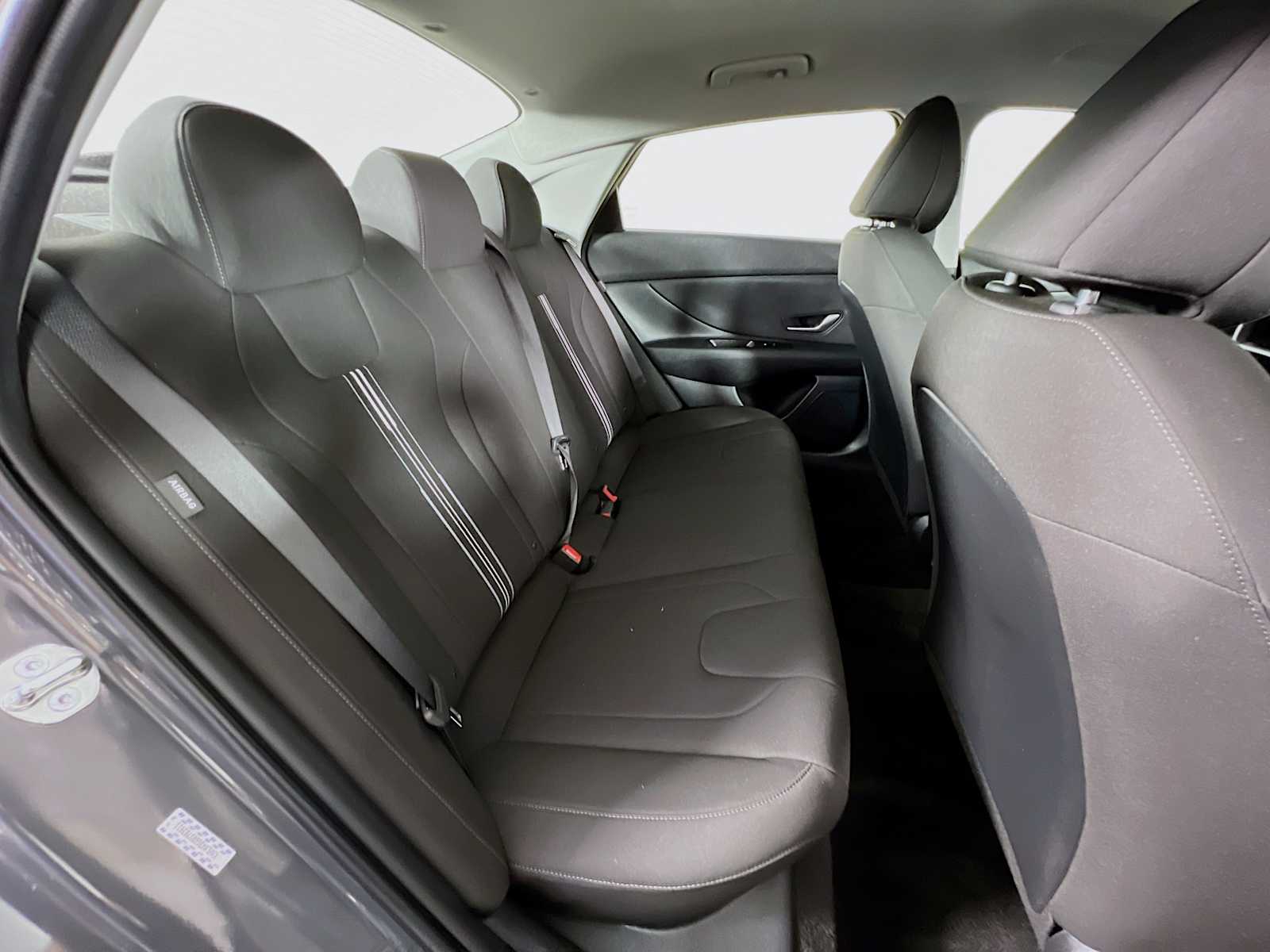 2024 Hyundai Elantra SEL - Photo 26