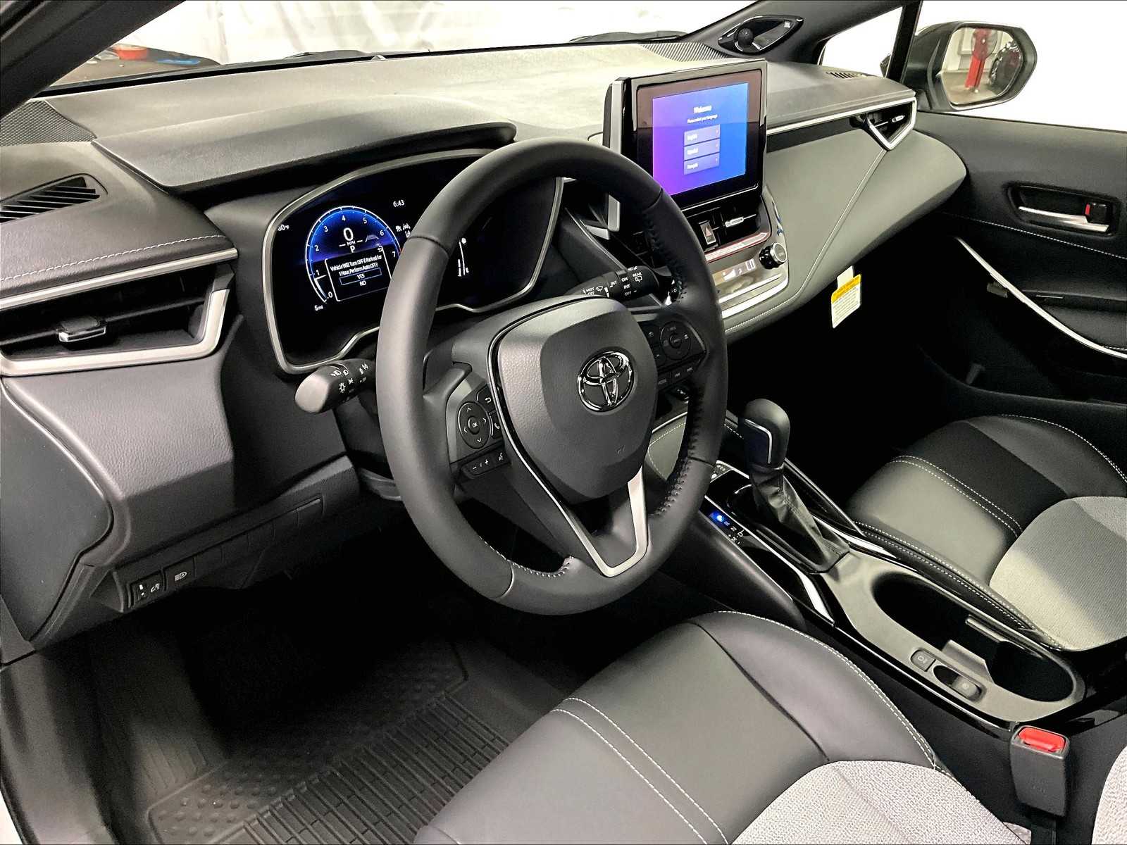2025 Toyota Corolla XSE - Photo 9