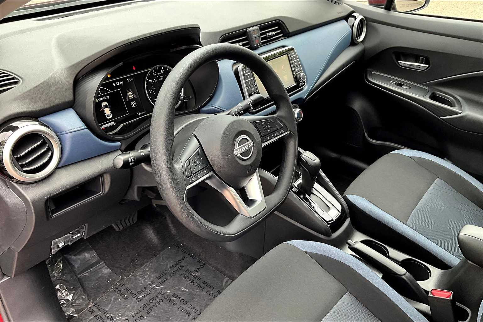 2025 Nissan Versa SV - Photo 9