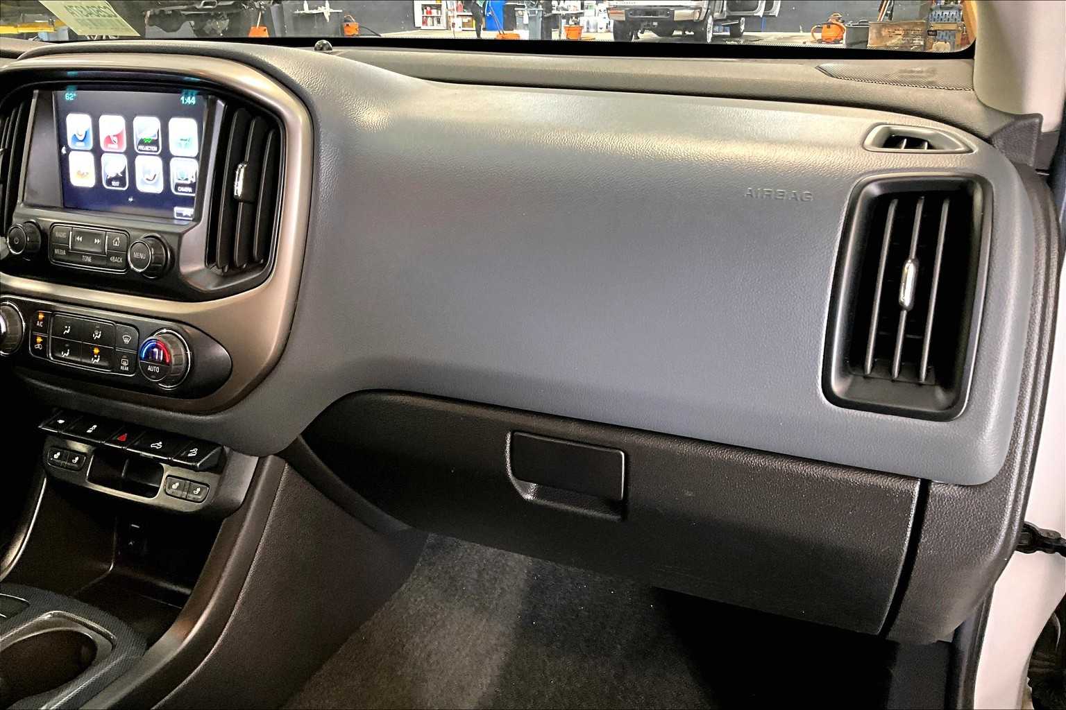 2018 Chevrolet Colorado 4WD Z71 - Photo 13