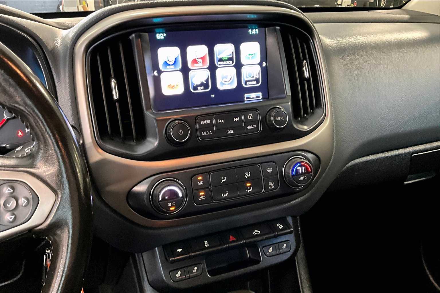 2018 Chevrolet Colorado 4WD Z71 - Photo 18