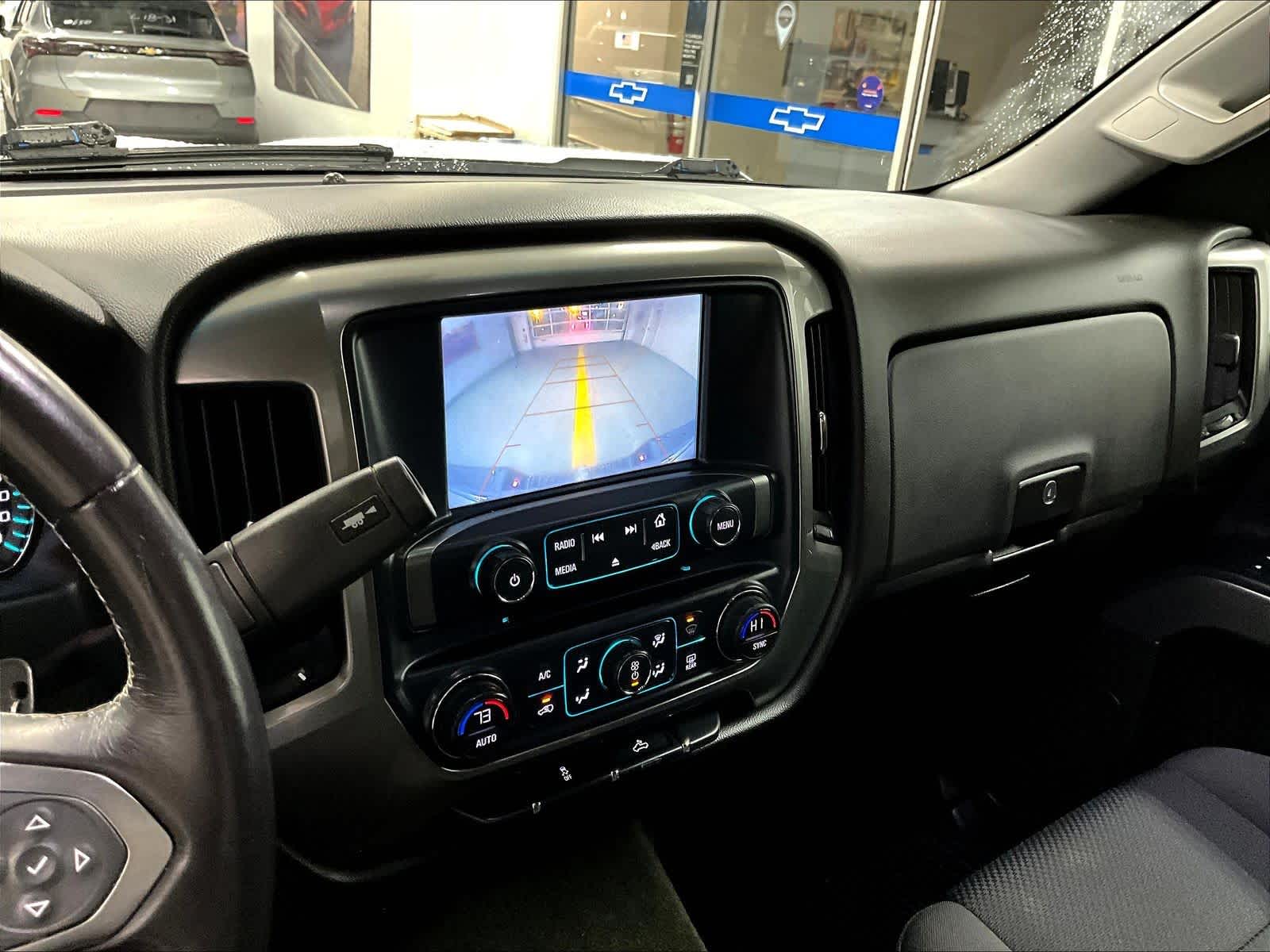 2018 Chevrolet Silverado 1500 LT - Photo 19