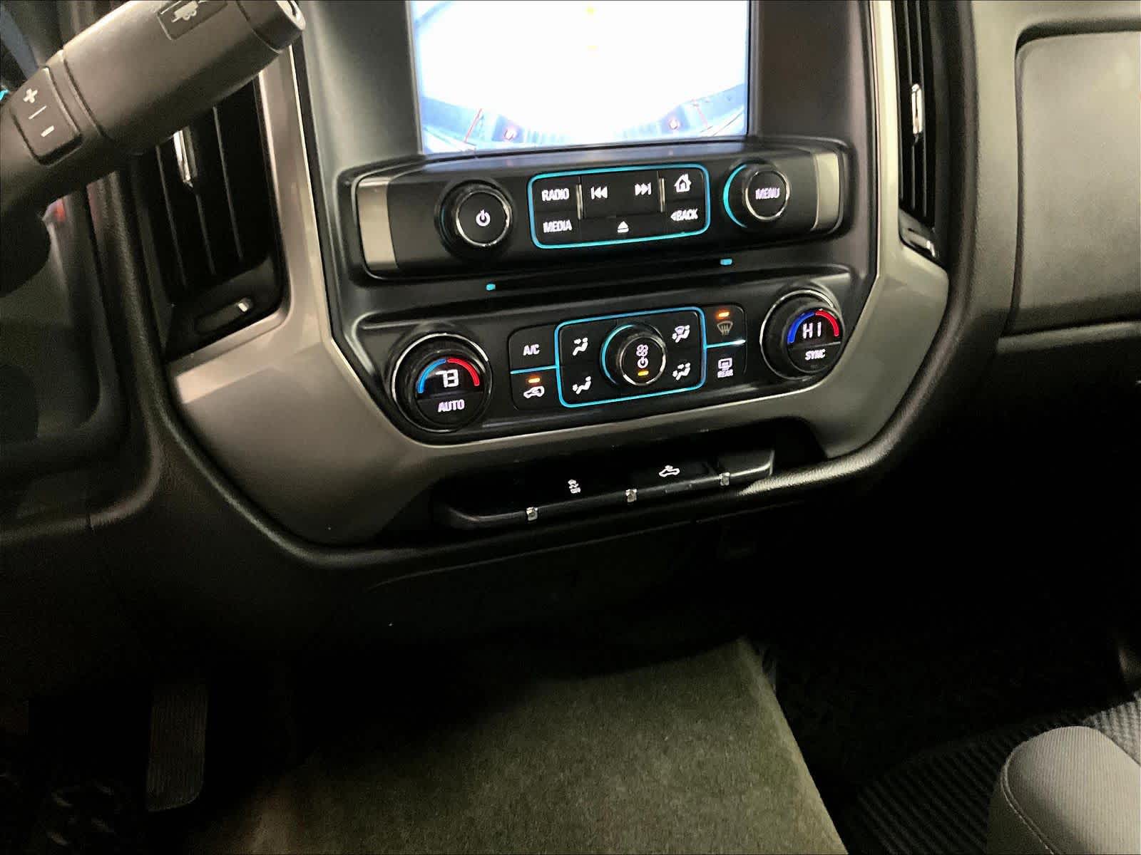 2018 Chevrolet Silverado 1500 LT - Photo 25