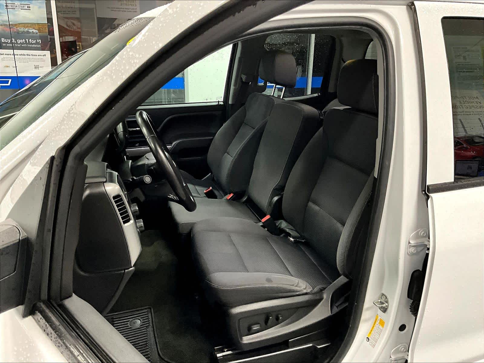 2018 Chevrolet Silverado 1500 LT - Photo 10