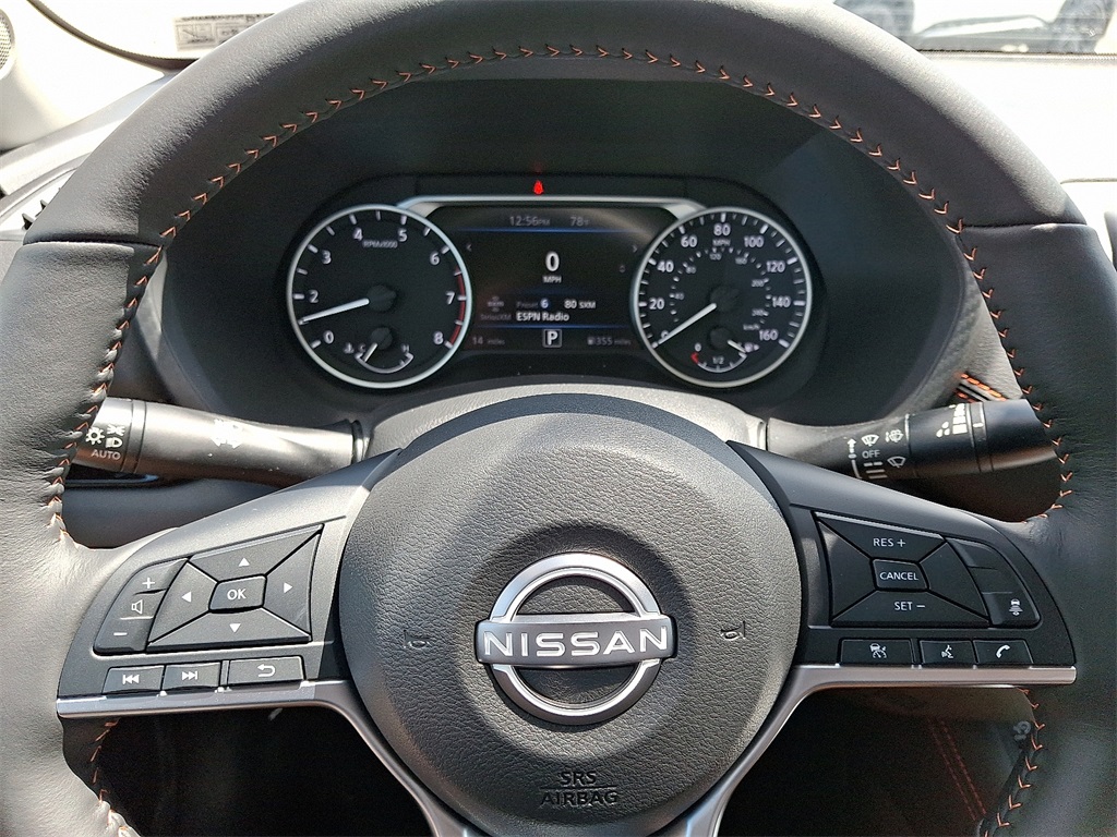 2025 Nissan Sentra SR - Photo 14