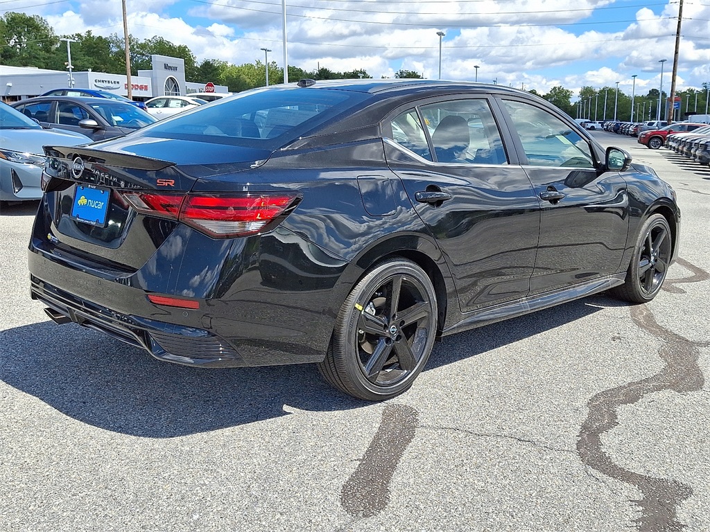 2025 Nissan Sentra SR - Photo 4