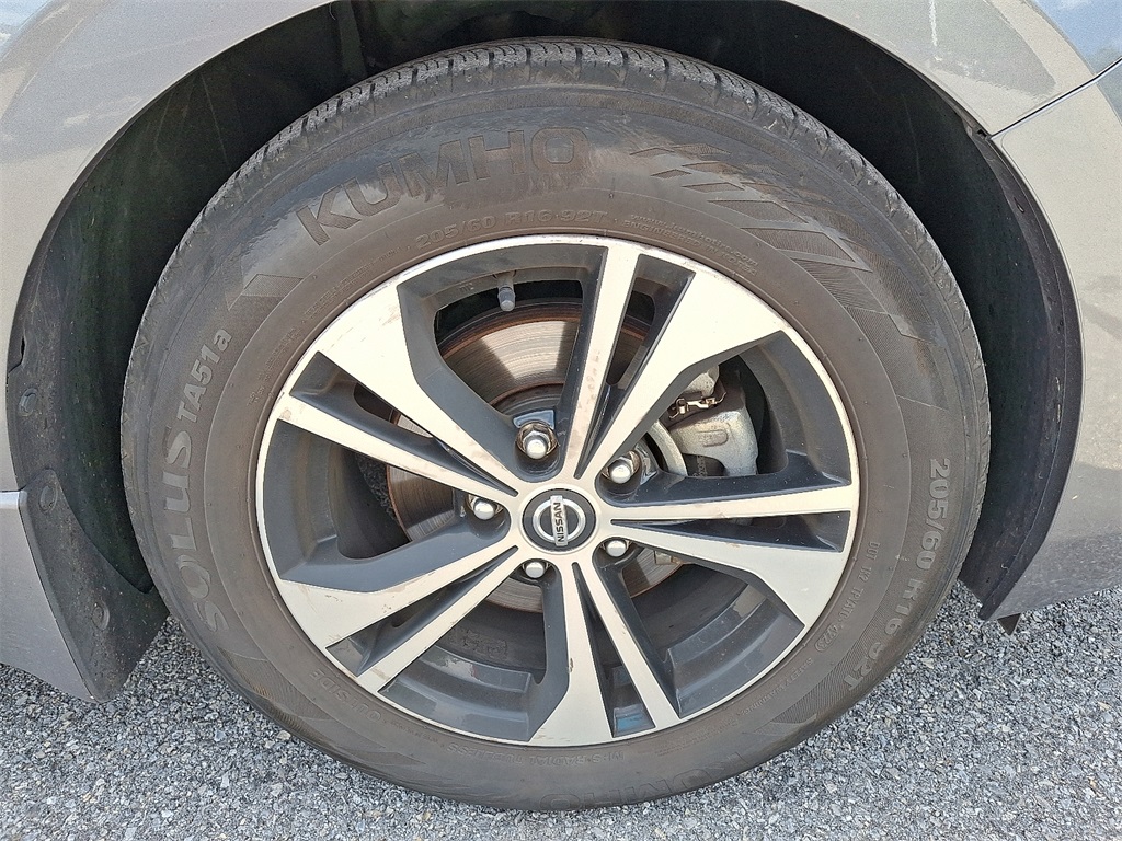 2021 Nissan Sentra SV - Photo 8