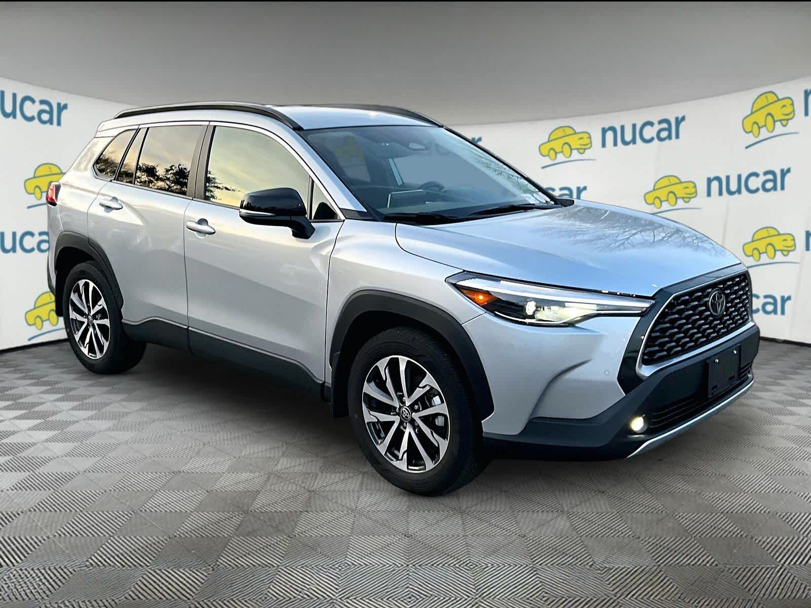 2025 Toyota Corolla Cross XLE