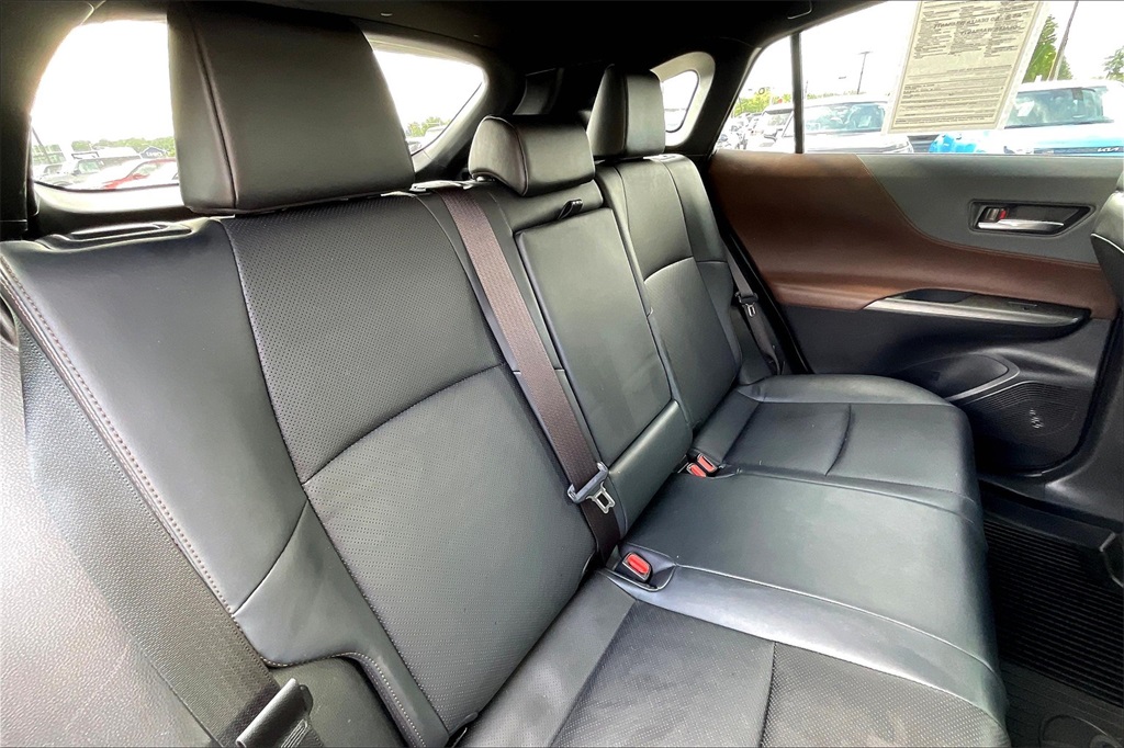 2021 Toyota Venza XLE - Photo 15