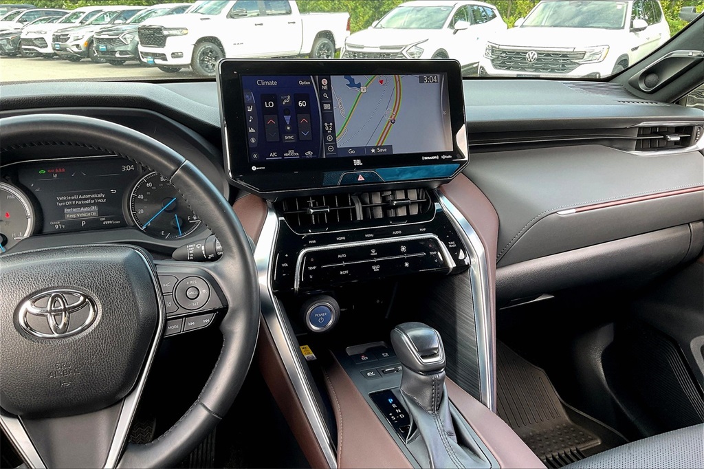2021 Toyota Venza XLE - Photo 17