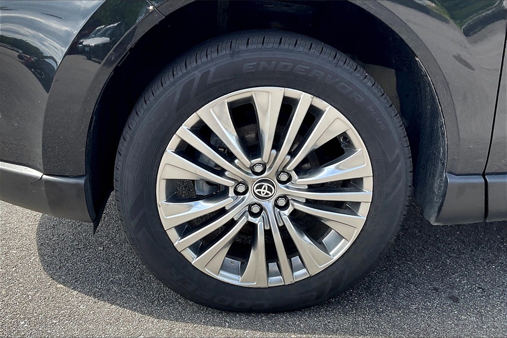 2021 Toyota Venza XLE - Photo 7