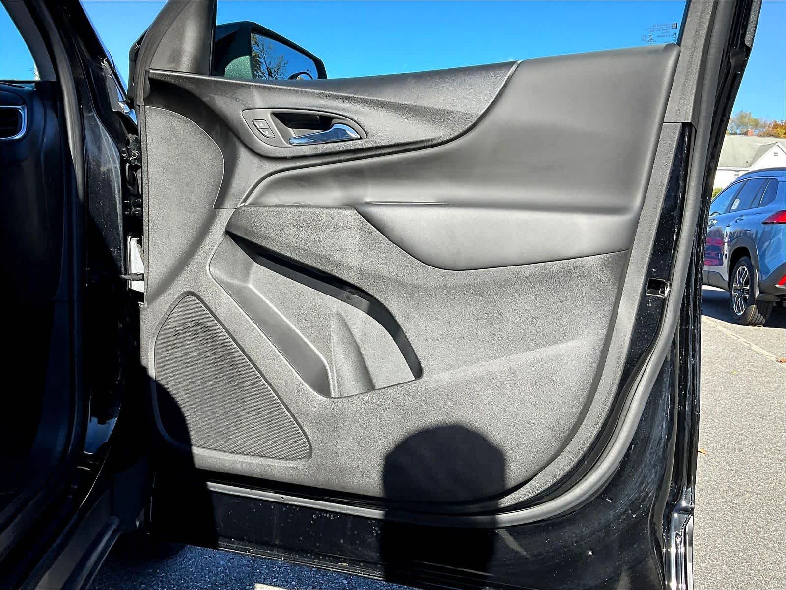 2022 Chevrolet Equinox LT - Photo 12