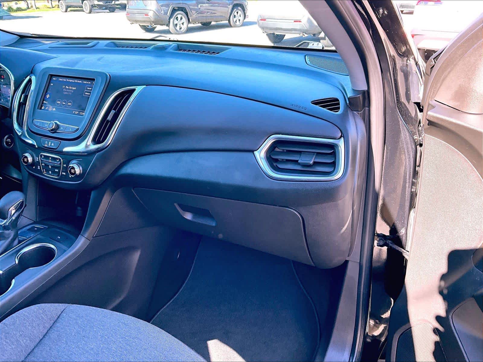 2022 Chevrolet Equinox LT - Photo 13