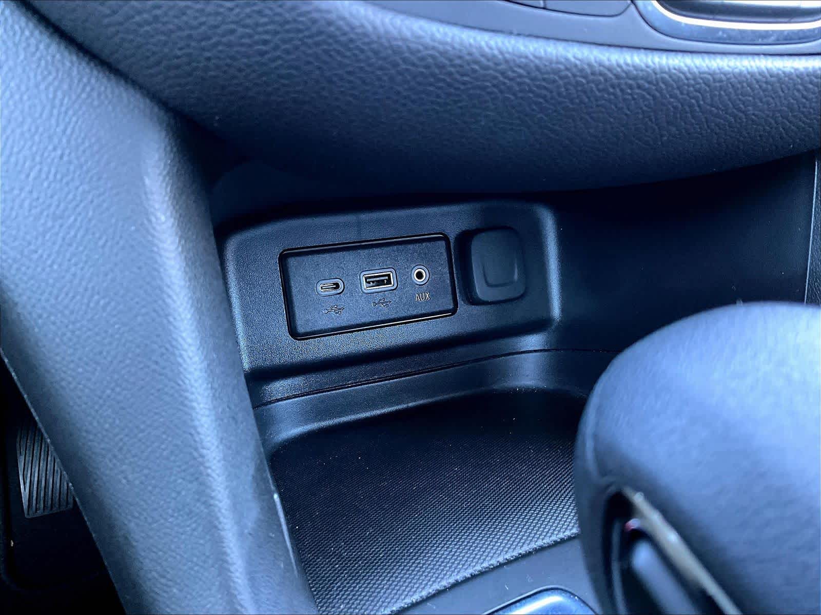 2022 Chevrolet Equinox LT - Photo 27