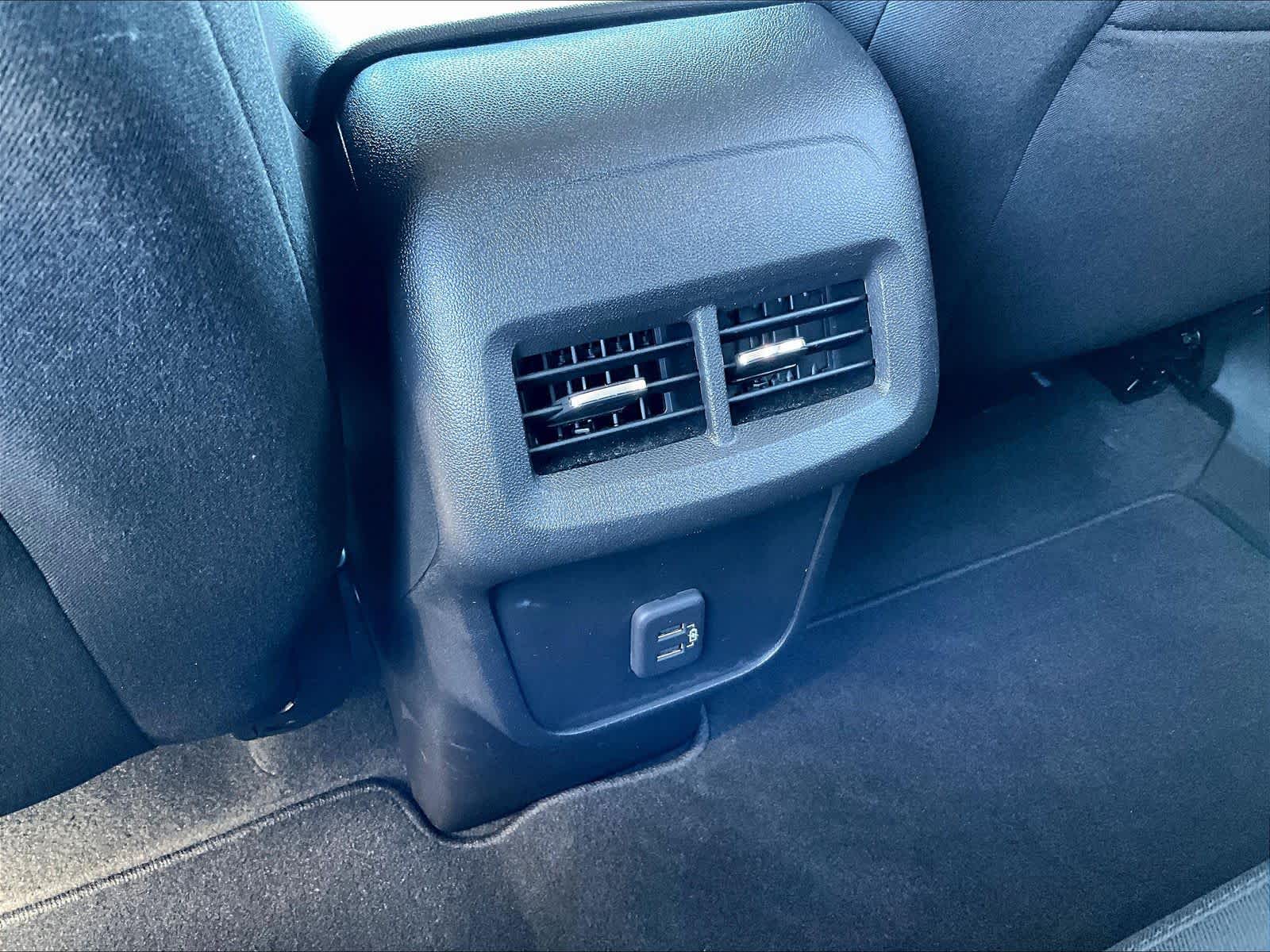 2022 Chevrolet Equinox LT - Photo 28