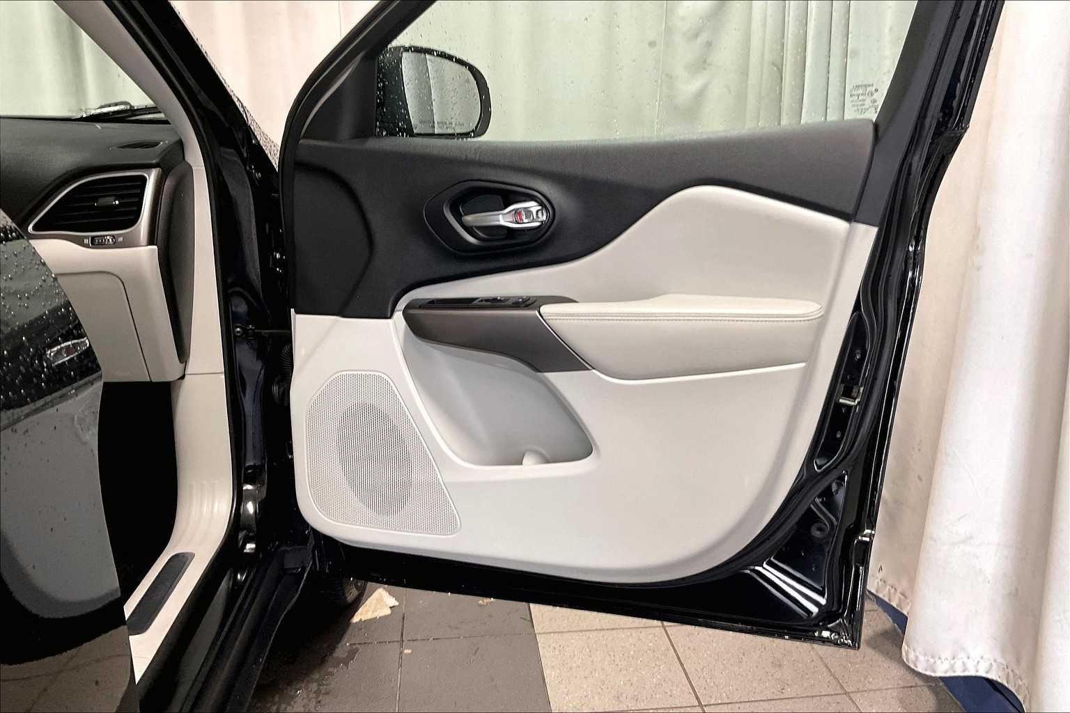 2019 Jeep Grand Cherokee Limited - Photo 12