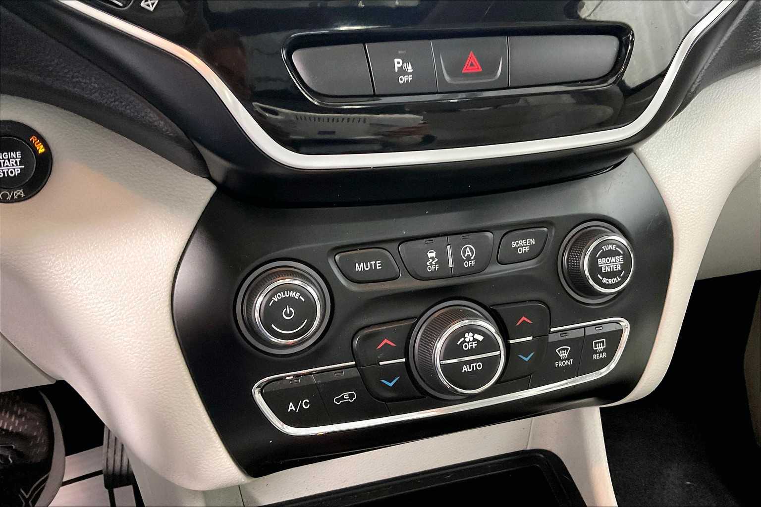 2019 Jeep Grand Cherokee Limited - Photo 26