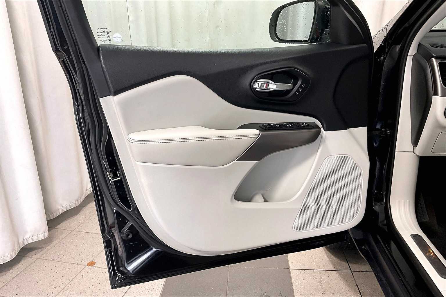 2019 Jeep Grand Cherokee Limited - Photo 9
