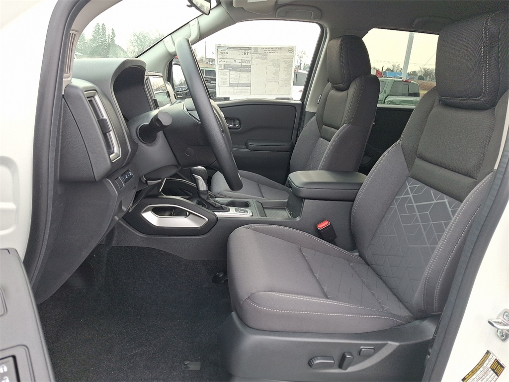 2026 Nissan Frontier SV - Photo 9