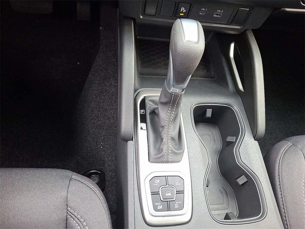 2026 Nissan Frontier SV - Photo 10