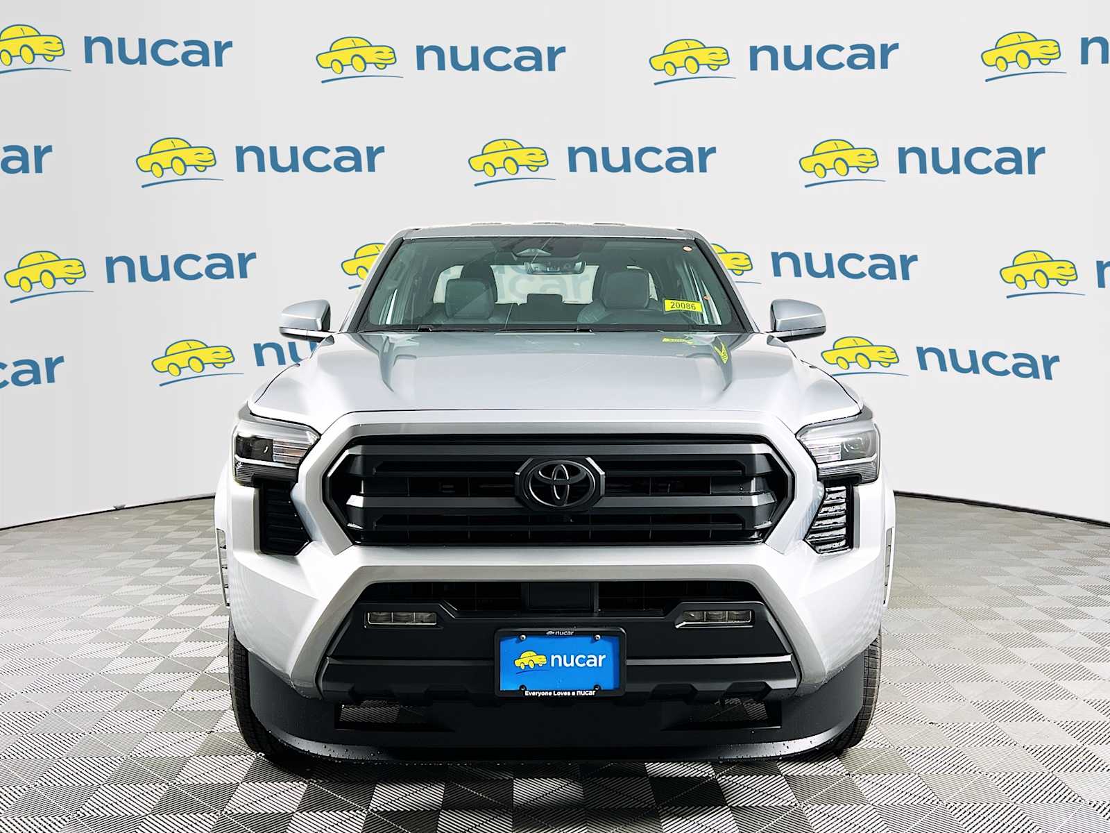 2025 Toyota Tacoma SR5 - Photo 2