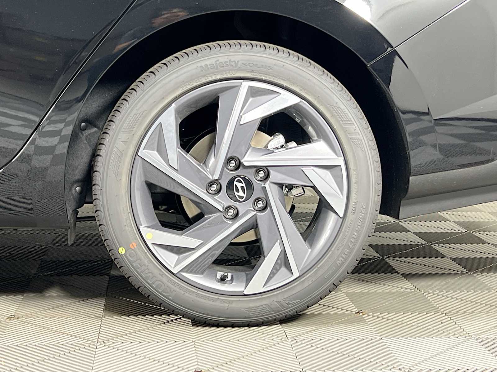 2025 Hyundai Elantra SEL Sport - Photo 18