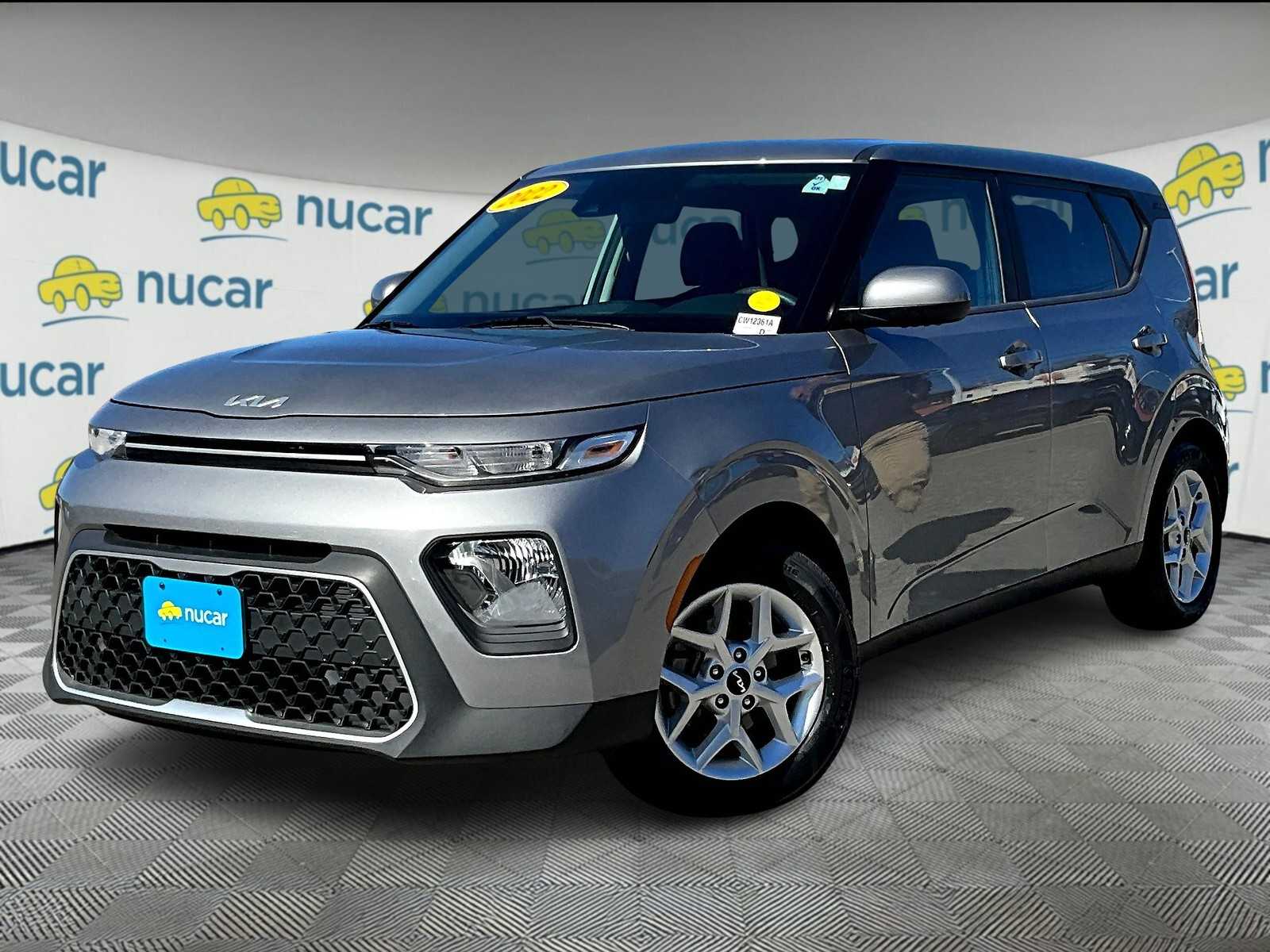 2022 Kia Soul LX - Photo 3