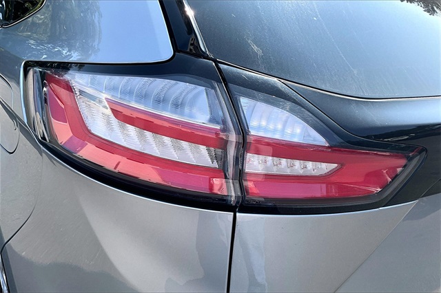 2022 Ford Edge SEL - Photo 31