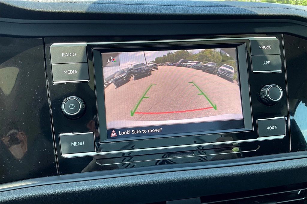 2024 Volkswagen Jetta 1.5T SE - Photo 18