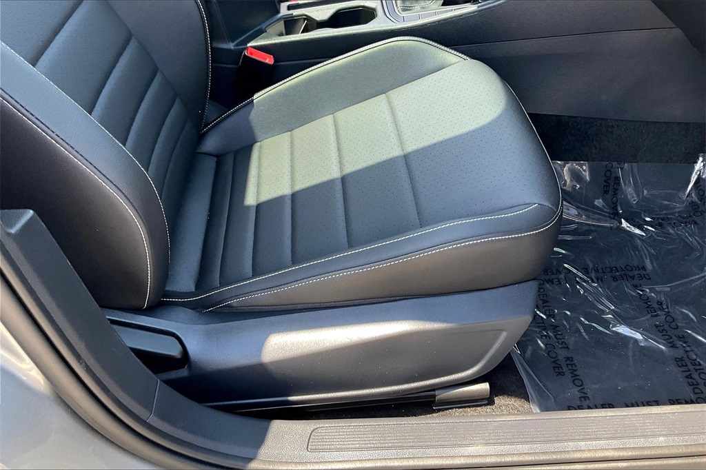 2024 Volkswagen Jetta 1.5T SE - Photo 34