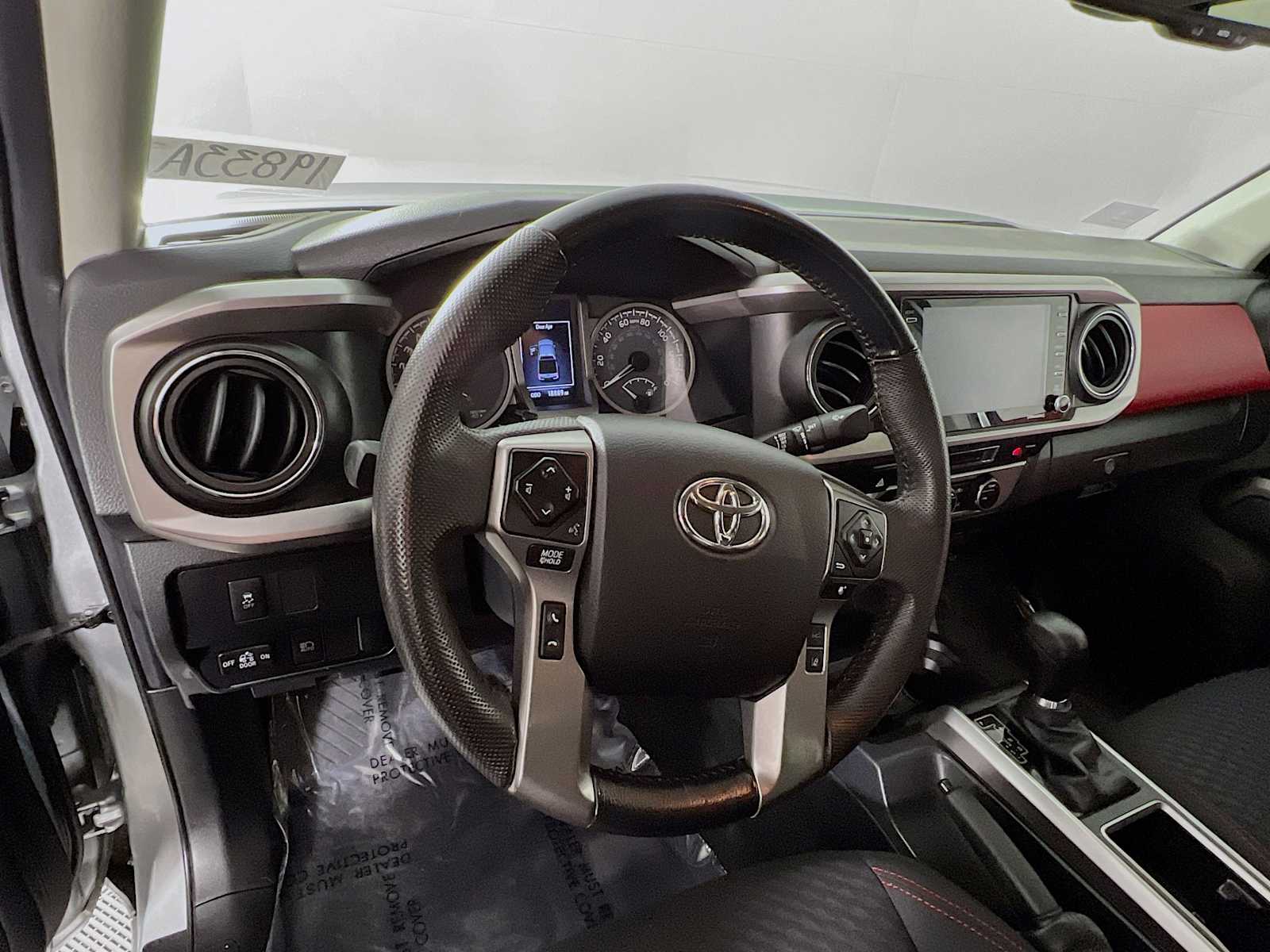 2022 Toyota Tacoma SR5 - Photo 11