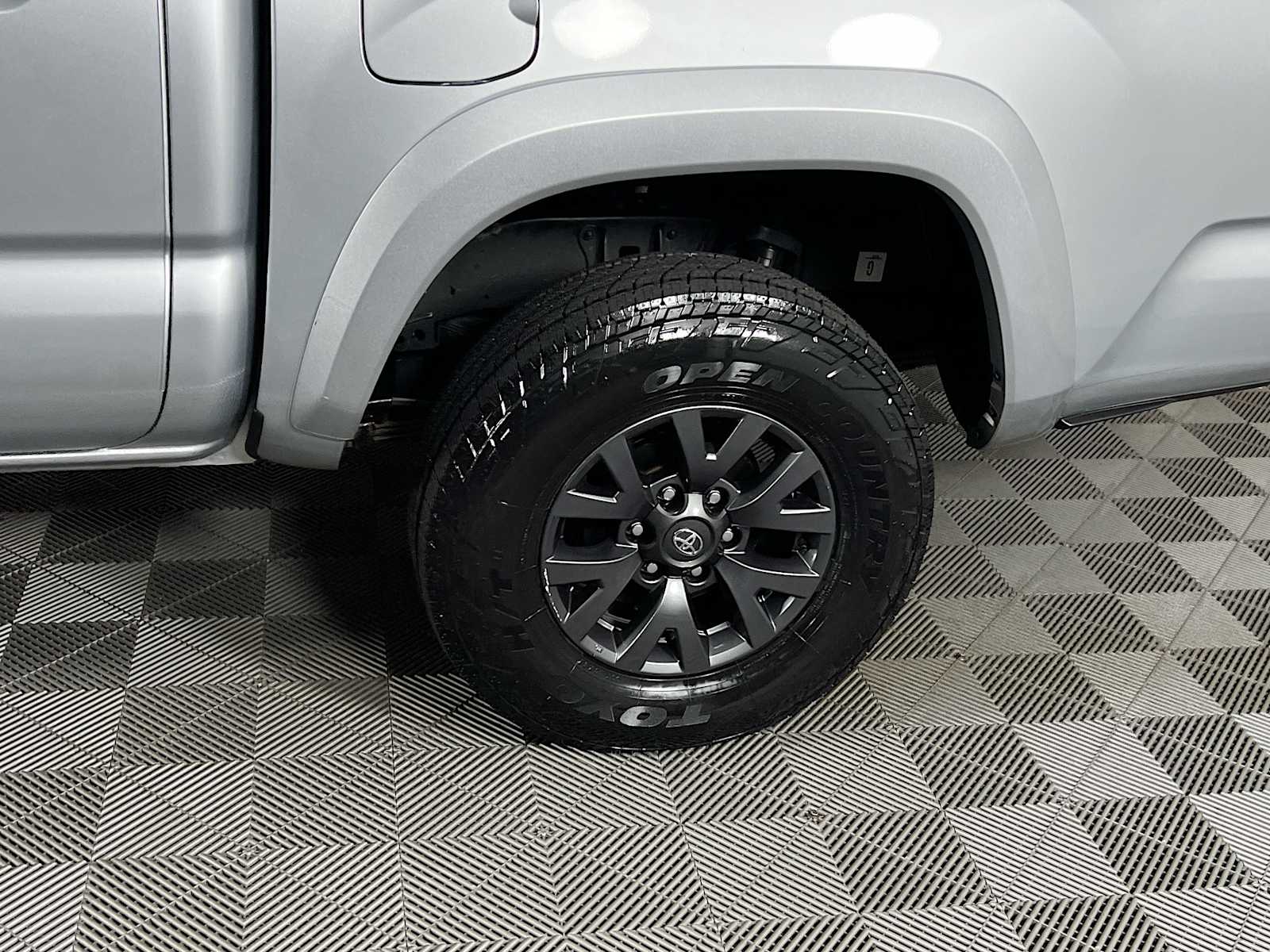 2022 Toyota Tacoma SR5 - Photo 29